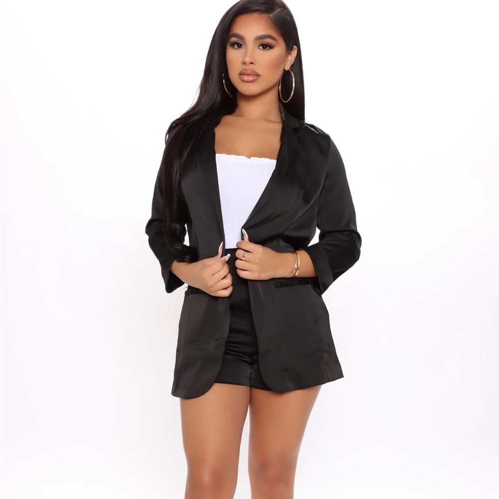 Fashion Nova In the Mood for Cash Blazer Set in black
